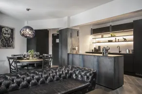 AVA Stylish & Modern 2 bedroom apartment downtown3 - Image 2