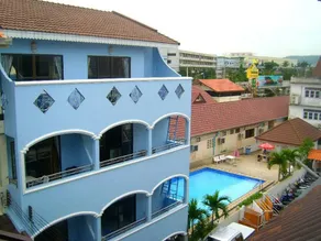 Leng Hotel - Image 4