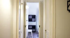 Big Apartment Barcelona Gran via - Image 4