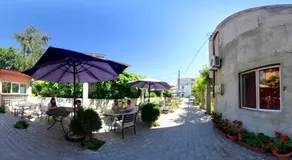 Hotel Laguna - Image 3