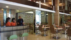 G7 Hotel - Image 4