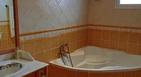 Valencia Casa Rosa - Image 4