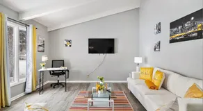 Modern 4-Bedroom Retreat - Image 2