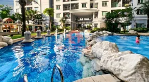 Stylish 2BR MOI Apt with Pool, Gym, Wi-Fi - Image 3