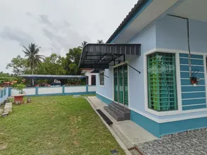 Aaira Homestay Marang-Muslim Only - Image 3