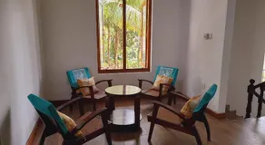 Olive Green Villa in Negombo for Airport Transit - Image 4