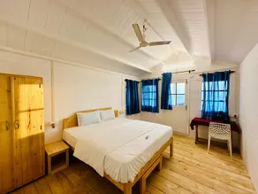 Cocos Beach Resort - Image 3