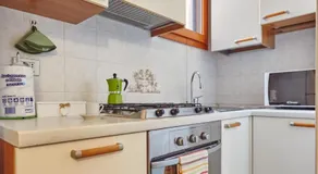 GuestHost - Tortona Design Flat - Image 5
