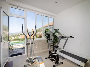 Apartments Villa Bell Memories- Two Bedroom Apartment with Shared Terrace and Sea View A5 - Image 4