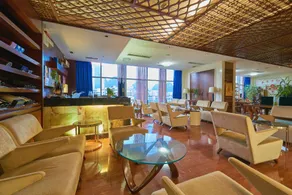 Floral Hotel · King Royal Hotel YunFu City - Image 4