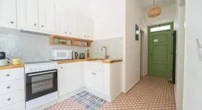 Vintage Charm - Image 4
