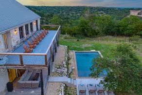 The Point Serene Hill Country Views with Pool & Hot Tub - Image 4