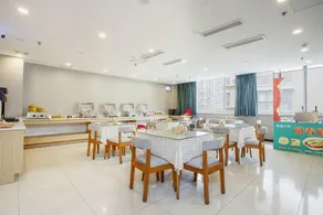 Yangzhou Man Esports Hotel (Wanda Plaza Branch) - Image 4