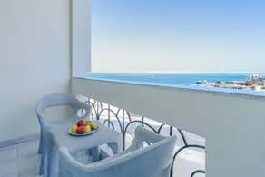 One Bedroom Apartment - Sea View - Image 3