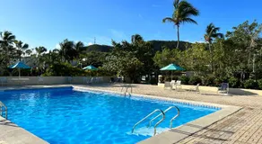Bare Feet Retreat - Image 4