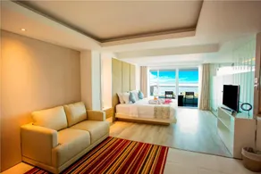 Premium 1 BR Suite with Sea View #V414 - Image 4