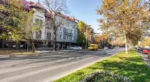 Lascar Catargiu Villa - Image 5