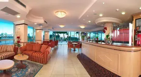 Hotel Mondial - Image 3