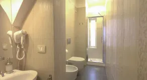 Altevolte Rooms - Image 5