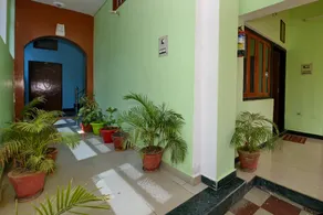 Hotel O Chaitanya Inn - Image 5