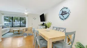 Sailfish Suites 8 - Waterfront Lodging - Image 4