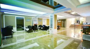 Doc's Thermal Hotel Wellness & Detox Spa - Image 2