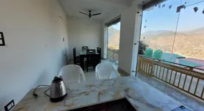 Hotel Himalayan Peak - Image 4