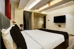Super Hotel O Seawoods Near Palm Beach Road Formerly Sai Roop - Image 2