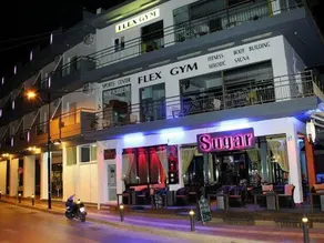 Porto Plazza Hotel - Image 4