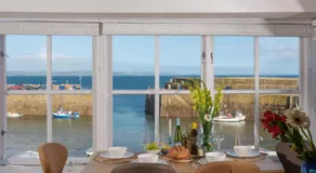 Tides Reach - Free WiFi - Harbourside - Wood Burner - Coffee Machine - Image 5