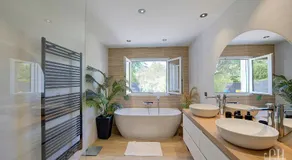 Maison familiale - Spacieuse - Jardin - Parking - Image 2