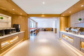 Hanting Hotel Xinyang Cultural Center - Image 3
