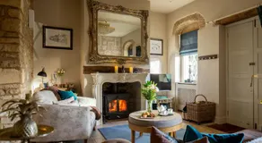 Pineapple Spa Cottage - Image 2
