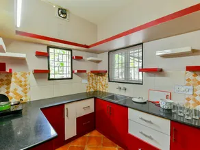 OYO Home 22264 Comfort 1 B R Thevara - Image 5