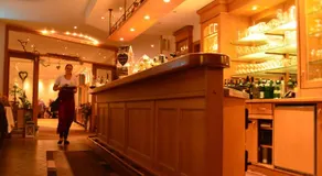 Hotel & Restaurant Kronenhof am Weser-Radweg - Image 4