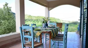 Les Oliviers Sunset Villa Sea view on Petani Beach - Image 5