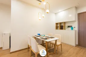Comfort Stay Ha Noi at Vinhomes Metropolis - Image 3