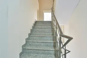 OYO 69889 Hotel Premium - Image 3