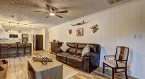 Luxury 3BR Getaway - 2 Master Suites - Pool & More - Great Location - Image 5
