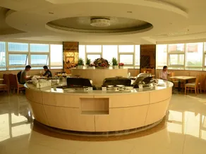 GreenTree Inn Suzhou Shengze Bus Station Business Hotel - Image 4