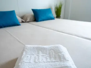 Chic Stay by the Beach - Image 2