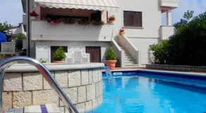 Apartments Villa Mirjam - Image 5