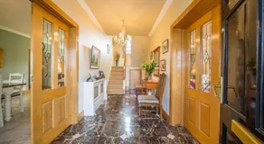 Knightsbrook Guesthouse - Image 2
