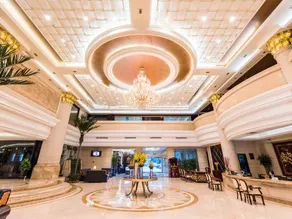 Honor Hotel - Image 4