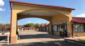 Kings Inn Mexia - Image 3