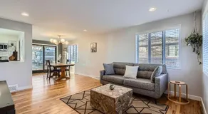 Spacious Denver home - Image 2