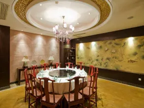 Redstar Culture Hotel - Image 2