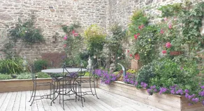Des fleurs au balcon - Image 2