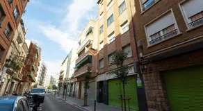 Click&Flat Fira Castelao - Image 3