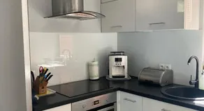 Hire House - Image 4